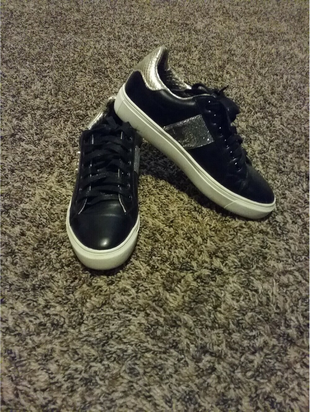 Steve Madden Black And Silver Shoes Size 6